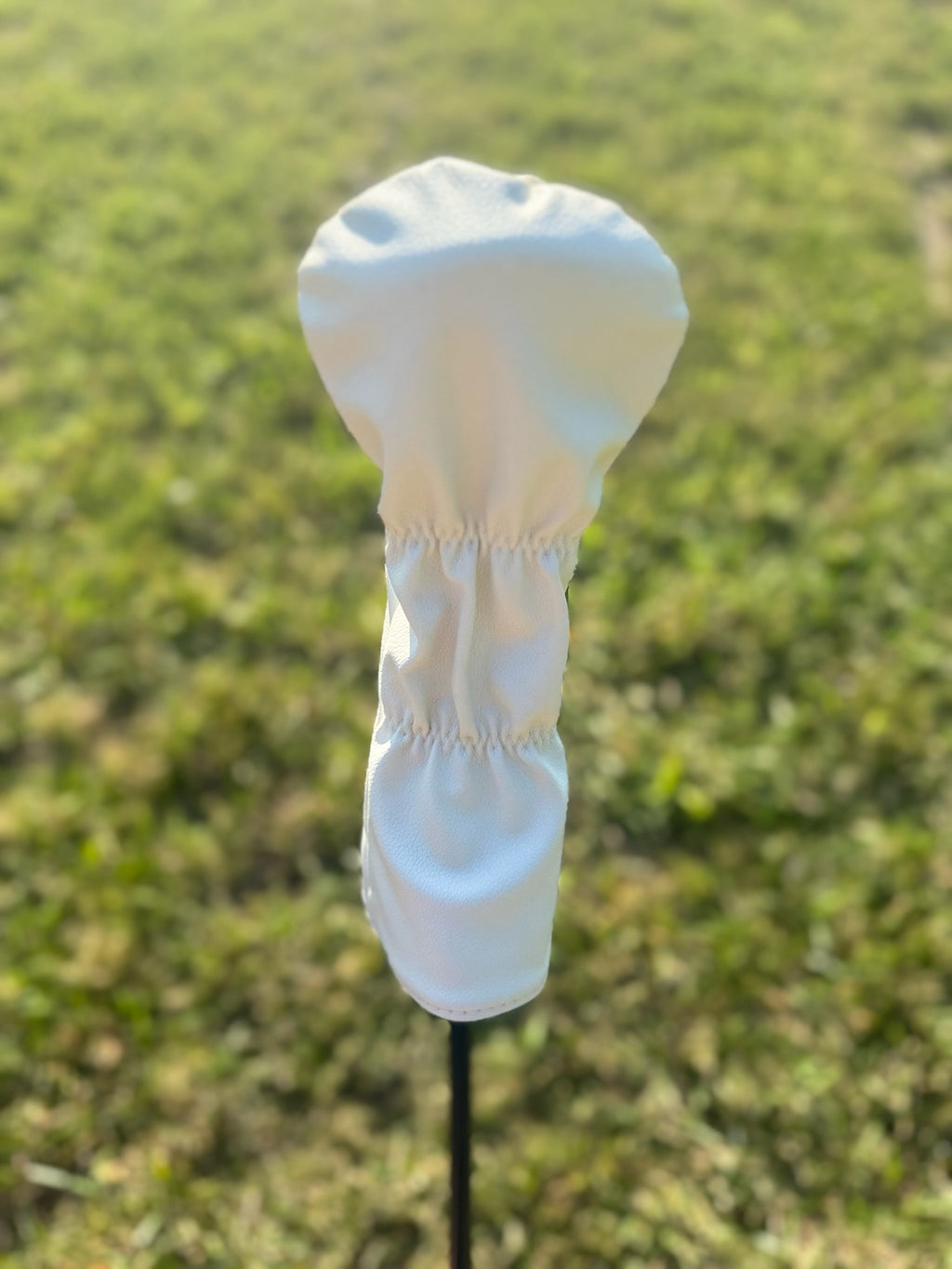 Par+ Classic Golf 5-Wood Headcover – White & Green