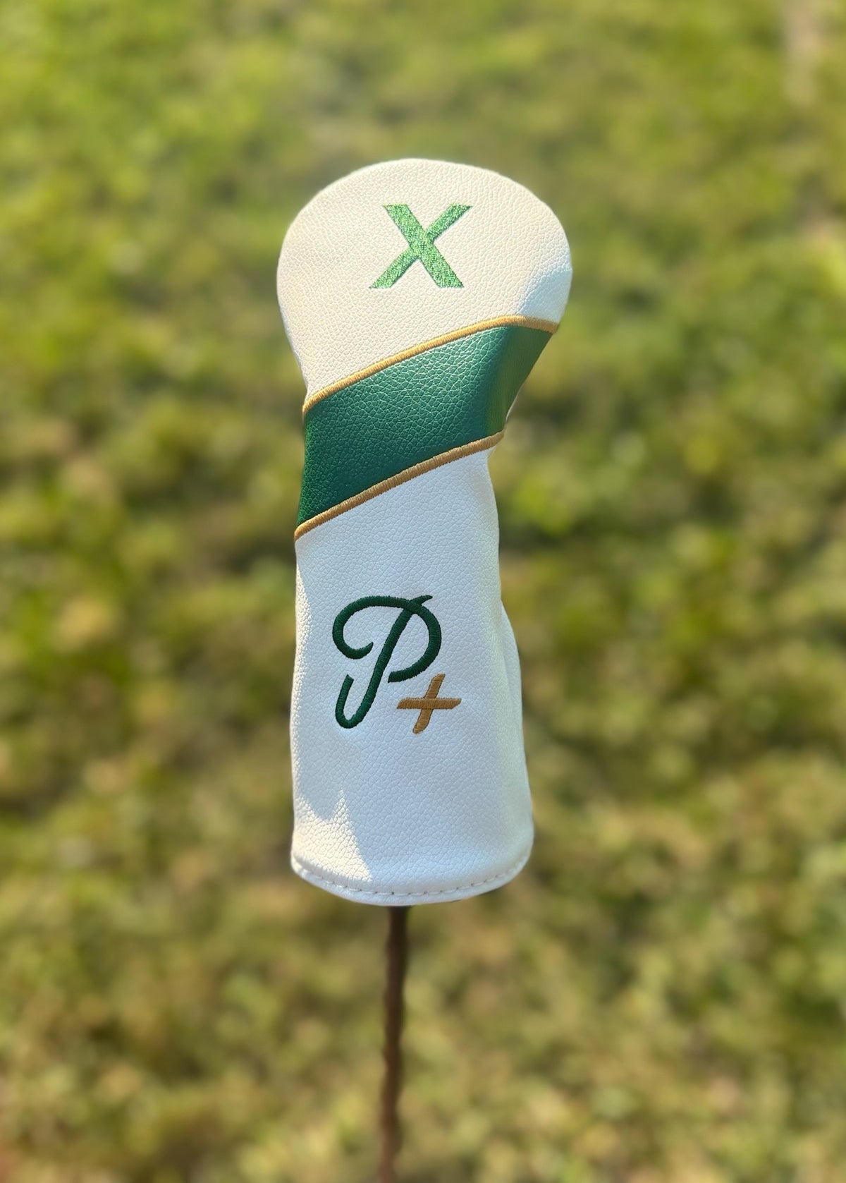 Par+ Classic Golf Hybrid Headcover – White & Green
