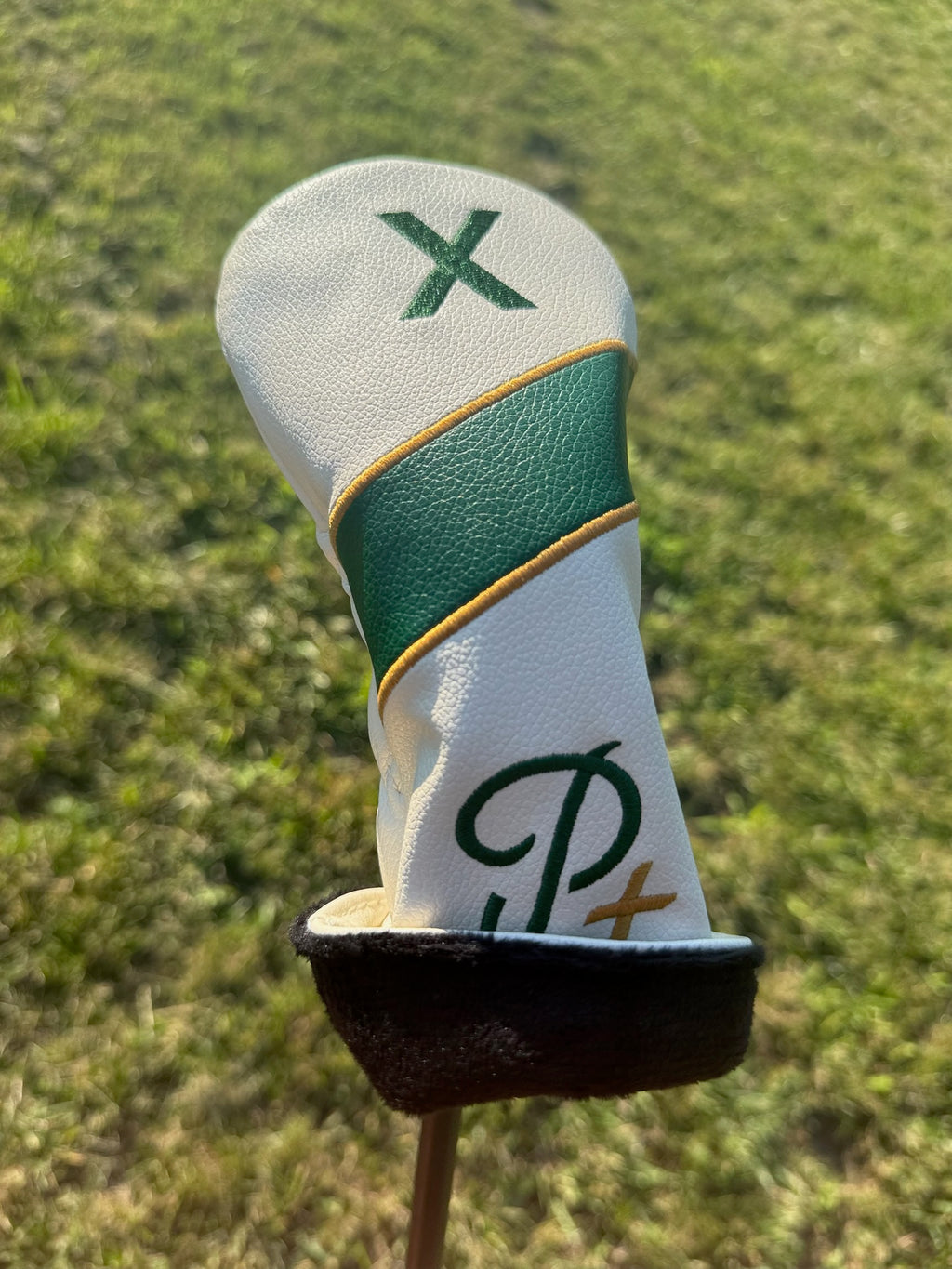 Par+ Classic Golf Hybrid Headcover – White & Green