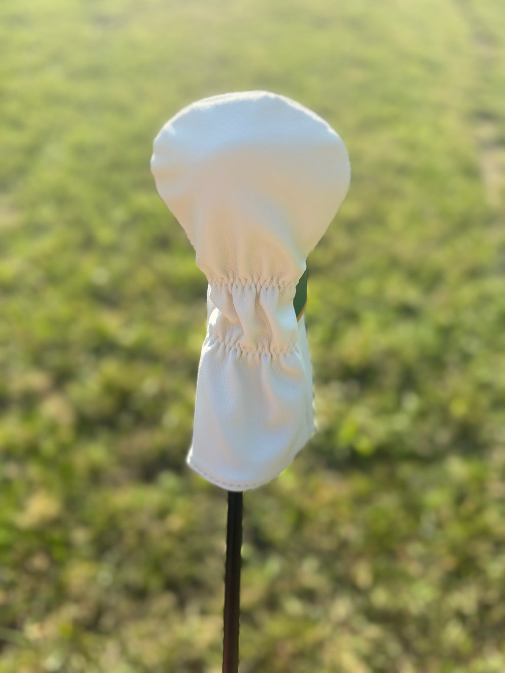 Par+ Classic Golf Hybrid Headcover – White & Green